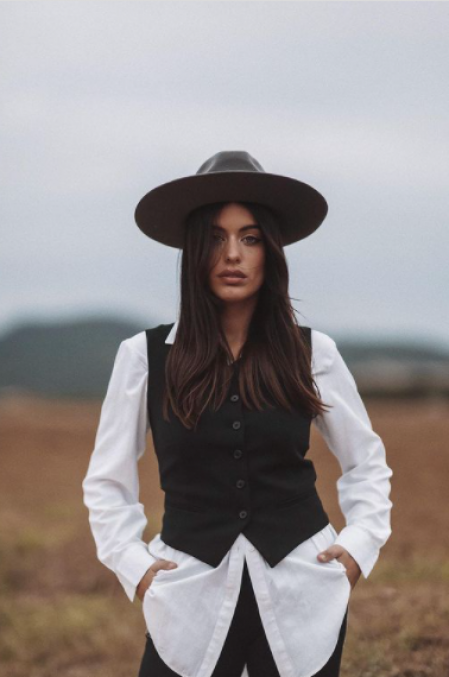 traje-chaleco-mujer-122nba.png