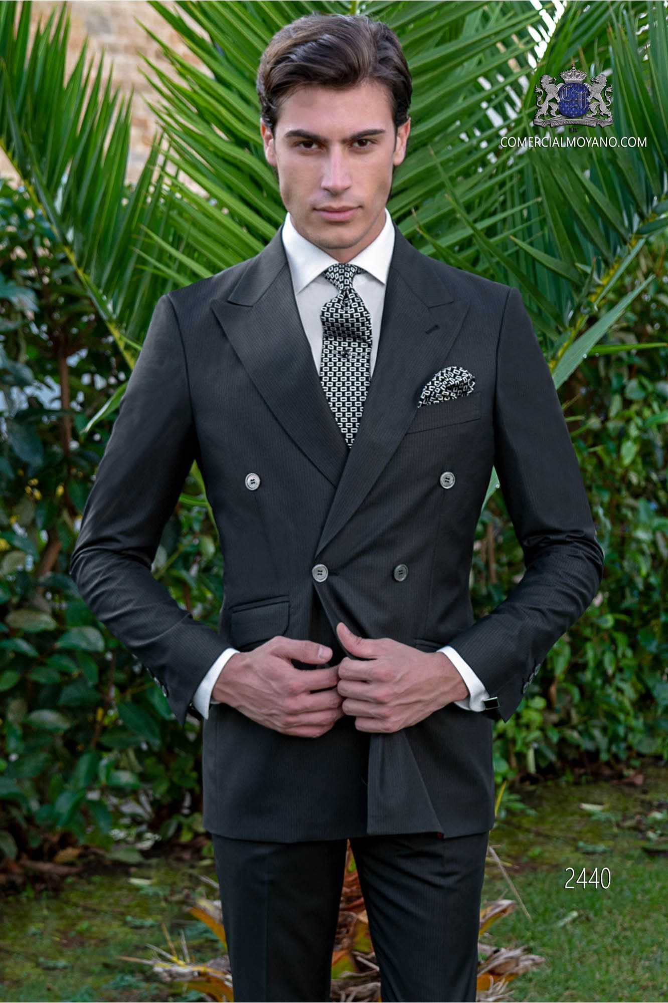 traje-cruzado-197pql-1.jpg