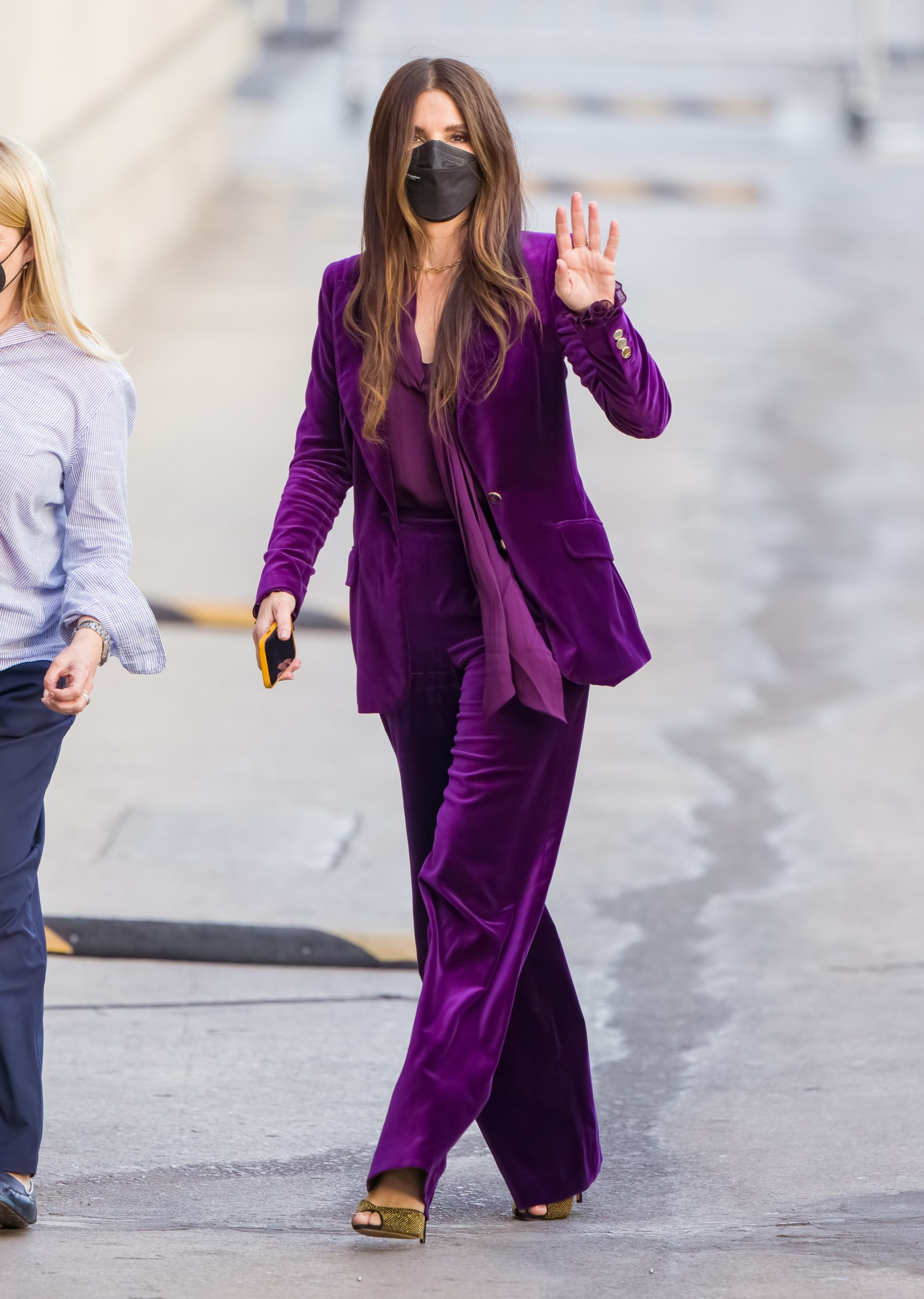traje-terciopelo-mujer-928mdo-1.jpg